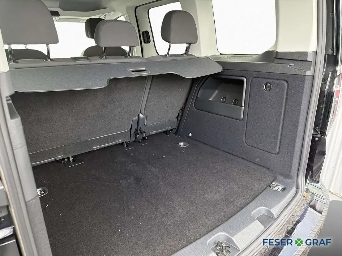 Neu VW Caddy Life 122 PS (89 kW) 2026 Deep black perleffekt Van / Kleinbus