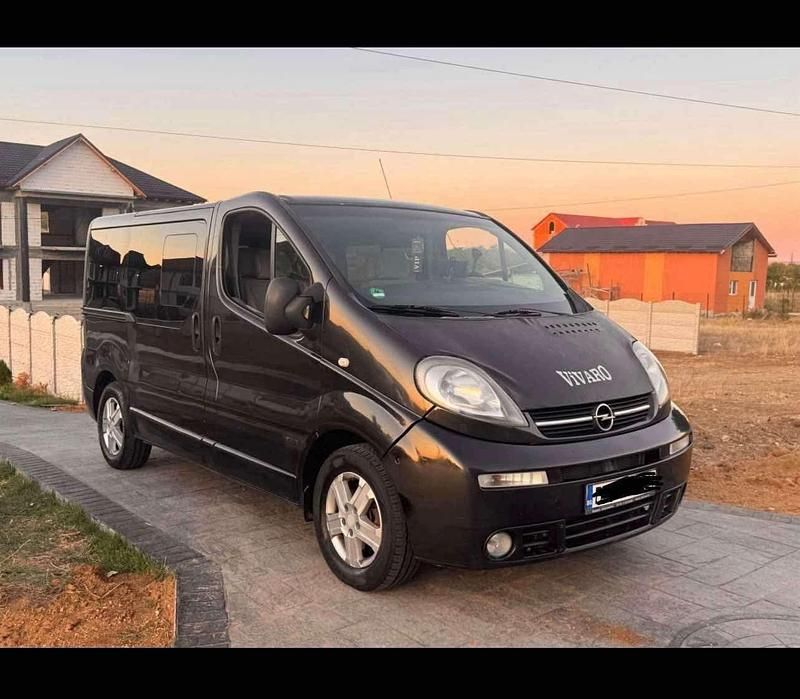 Gebraucht Opel Vivaro 135 PS (99 kW) 2005 Schwarz Van / Kleinbus