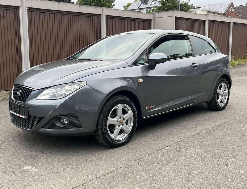 Grau Gebraucht 2012 Seat Ibiza SC Copa Kleinwagen | 3.750 € (Superpreis) - Bild 1/4