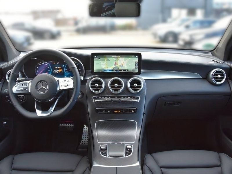 Gebraucht Mercedes GLC400d AMG line 330 PS (242 kW) 2022 Grau SUV