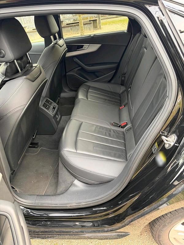 Gebraucht Audi A4 Design 190 PS (139 kW) 2020 Limousine