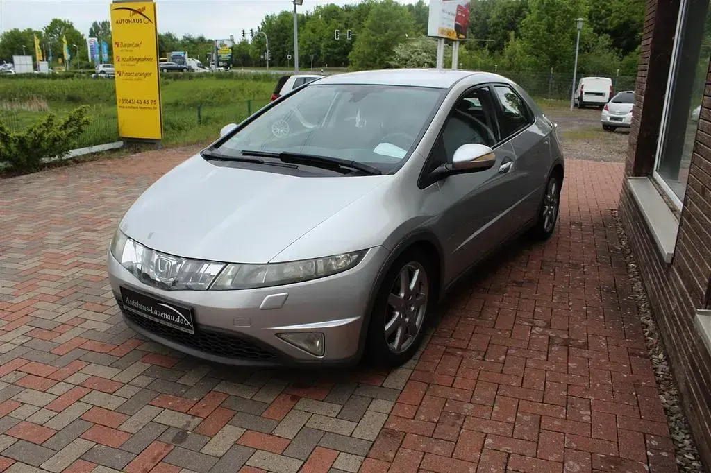 Gebraucht Honda Civic 140 PS (102 kW) 2007 Schwarz Limousine