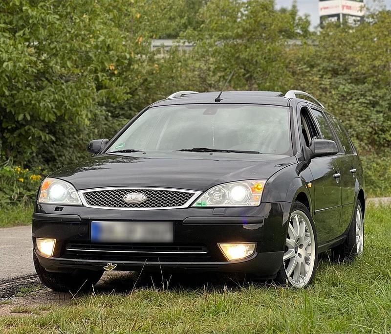 Gebraucht Ford Mondeo 134 PS (98 kW) 2005 Schwarz Kombi
