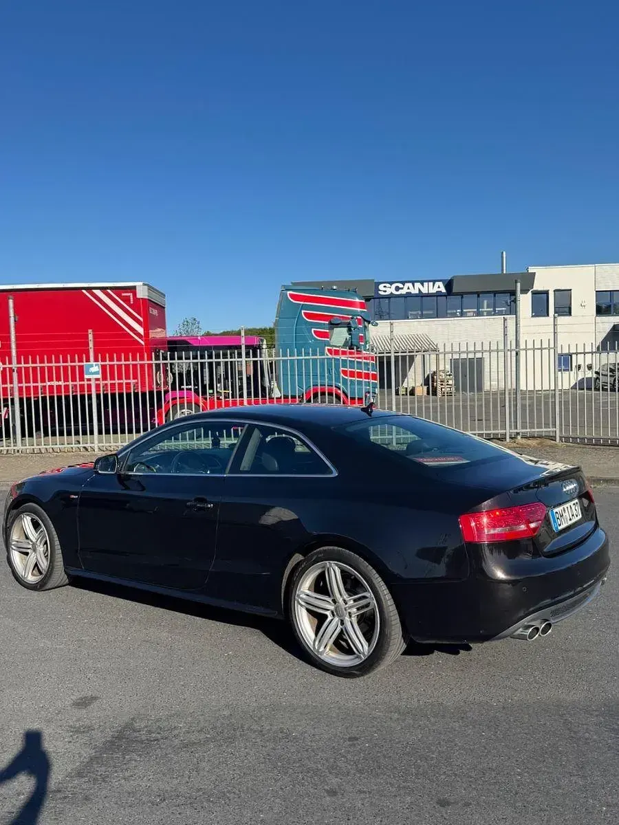 Gebraucht Audi A5 Sport 325 PS (239 kW) 2011 Braun Coupé