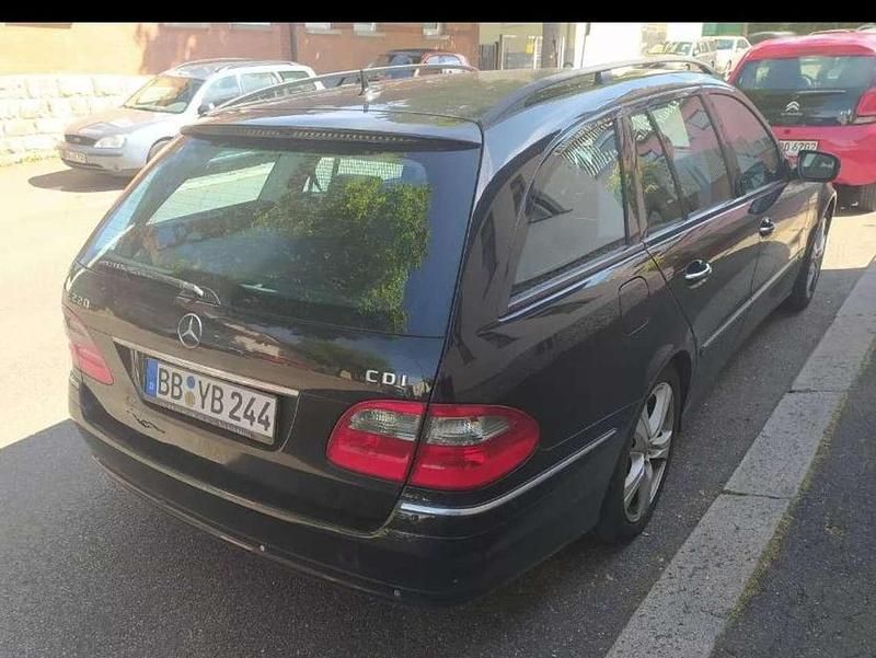 Gebraucht Mercedes E220 Avantgarde 170 PS (125 kW) 2007 Kombi