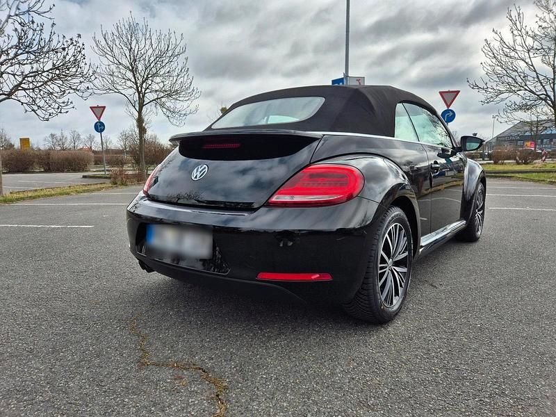 Gebraucht VW Beetle Allstar 150 PS (110 kW) 2016 Schwarz Kleinwagen