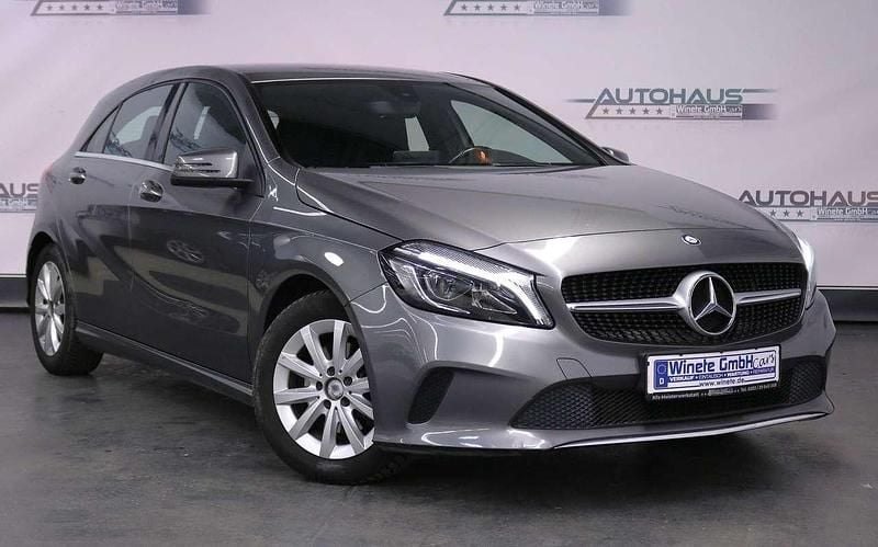 Gebraucht Mercedes A200 136 PS (100 kW) 2015 Mountaingrau  met. Kleinwagen