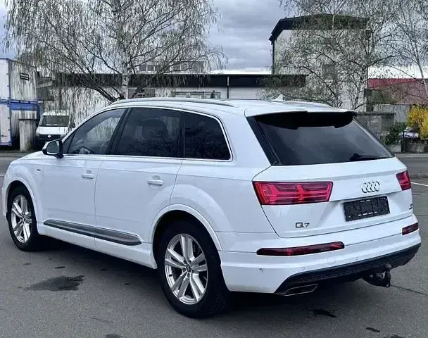 Usado Audi Q7 Sport 218 HP (160 kW) 2017 Branco SUV