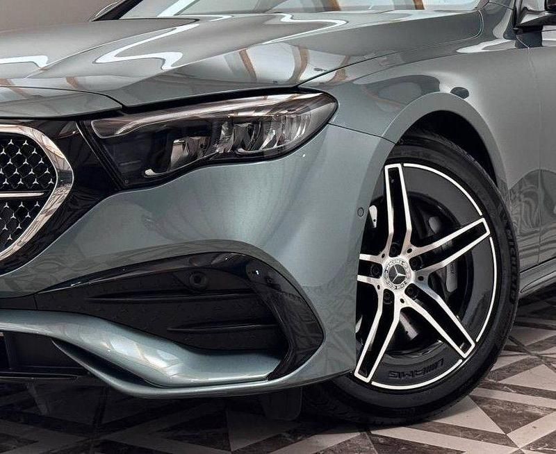 Gebraucht Mercedes E200 Advanced 227 PS (166 kW) 2023 Silber Limousine