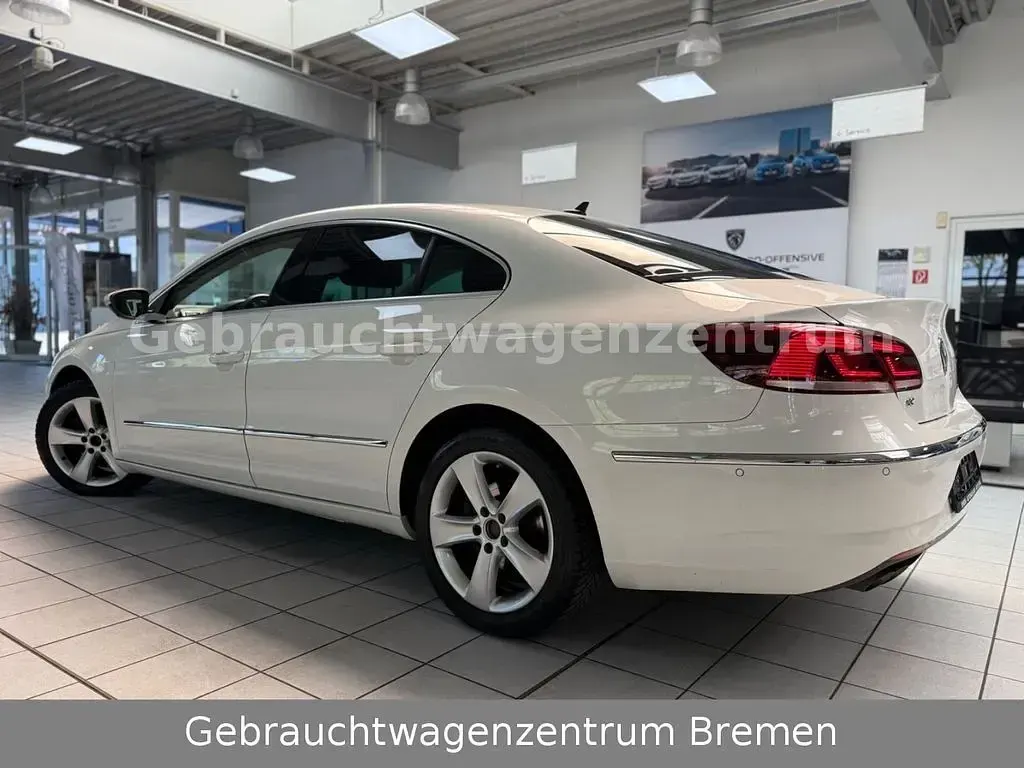 Second-hand VW CC 170 CP (125 kW) 2012 Alb Berlinǎ