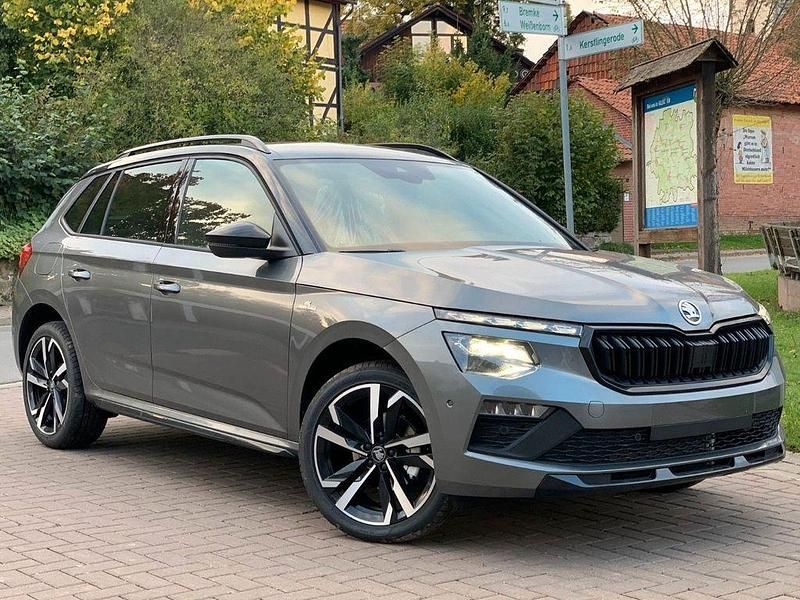 Grau Neu 2025 Skoda Kamiq Monte Carlo SUV | 34.999 € (Teuer) - Bild 1/4