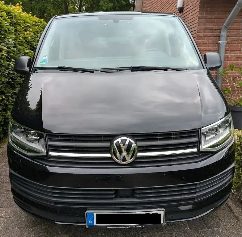 Gebraucht VW Multivan 150 PS (110 kW) 2019 Schwarz Van / Kleinbus