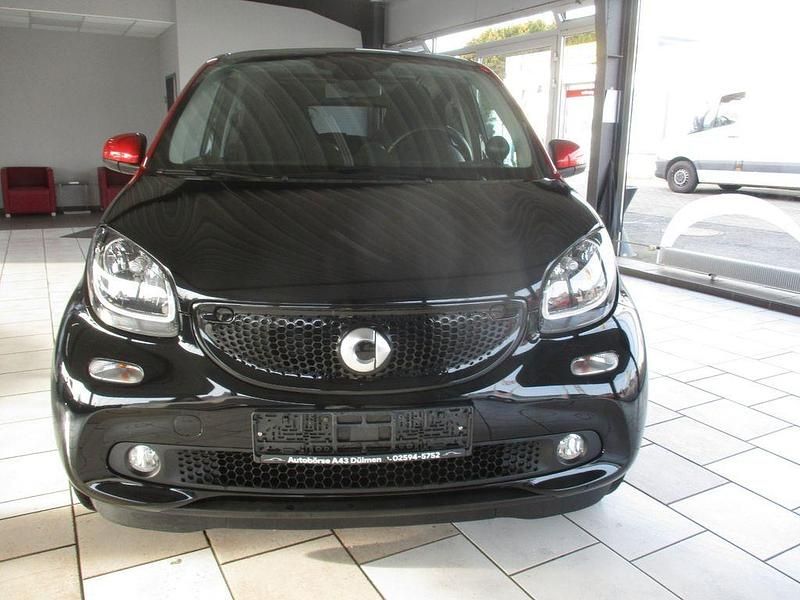 Gebraucht Smart ForFour Passion 71 PS (52 kW) 2019 Schwarz Kleinwagen