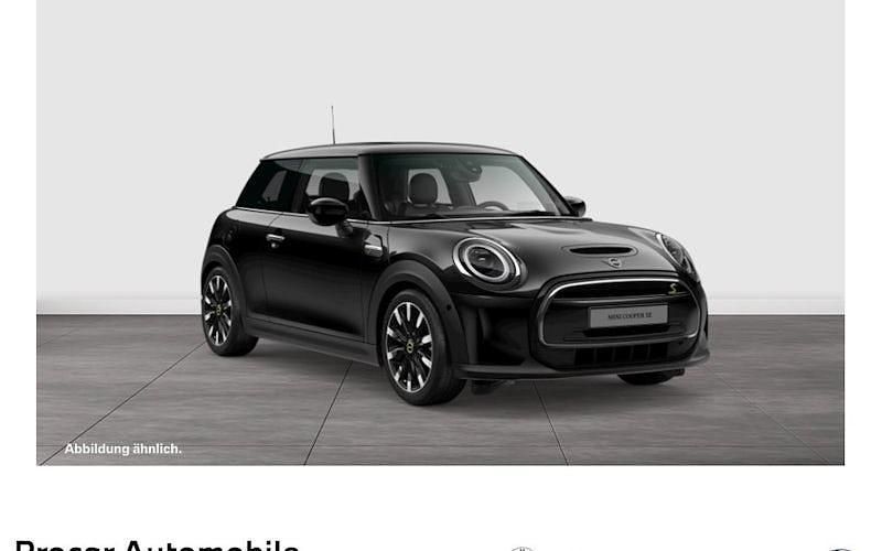 Schwarz Gebraucht 2022 Mini Cooper SE Classic Kleinwagen | 20.900 € (Etwas zu teuer) - Bild 1/4