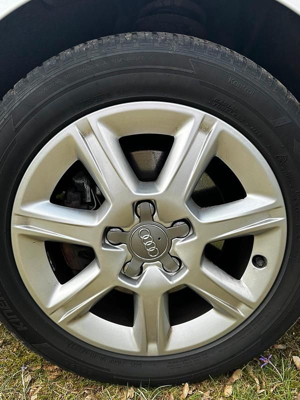 Gebraucht Audi A3 Attraction 125 PS (91 kW) 2009 Silber Kleinwagen