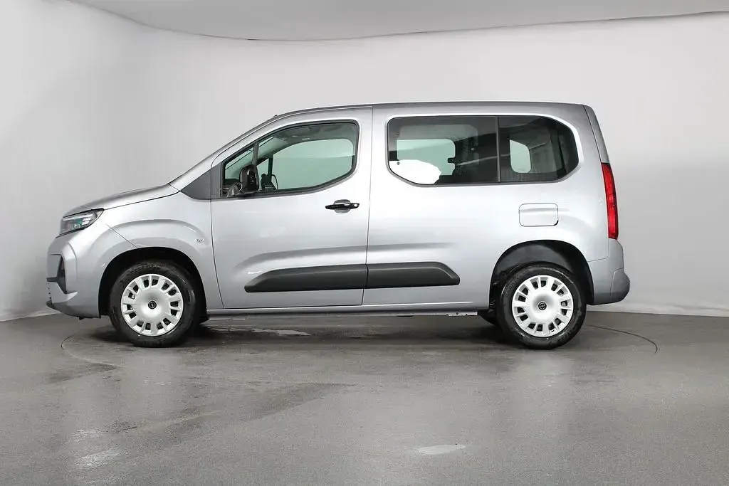 Neu Opel Combo Edition 102 PS (75 kW) 2026 Grau Van / Kleinbus