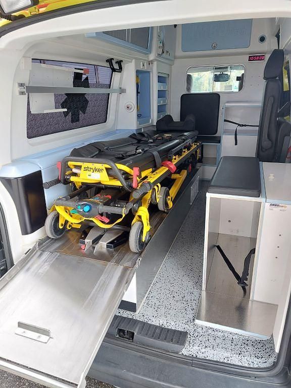 Gebraucht VW T5 179 PS (131 kW) 2015 Gelb Van