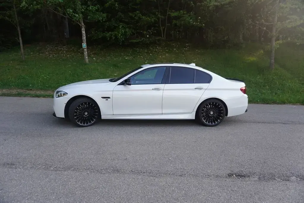 Gebraucht BMW 535 Sport Line 313 PS (230 kW) 2016 Weiß Limousine