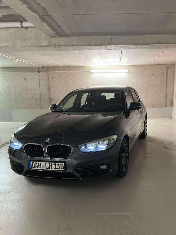 Gebraucht BMW 118 Advantage 136 PS (100 kW) 2015 Grau Kleinwagen