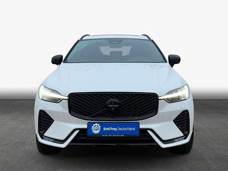 Neu Volvo XC60 Plus 250 PS (183 kW) 2026 Weiß SUV