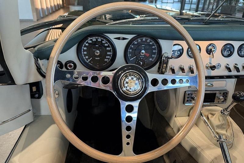 Gebraucht Jaguar E-Type 265 PS (194 kW) 1965 Grün Cabrio