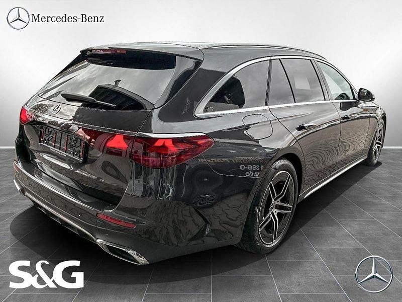 Gebraucht Mercedes E220 AMG 197 PS (144 kW) 2024 Metalliclack graphitgrau Kombi