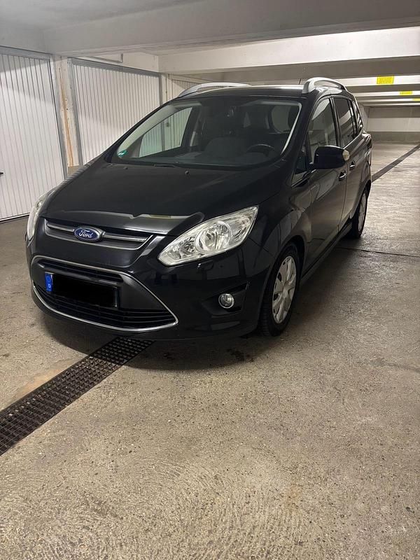 Schwarz Gebraucht 2015 Ford Grand C-Max Van / Kleinbus | 7.999 € (Superpreis) - Bild 1/4