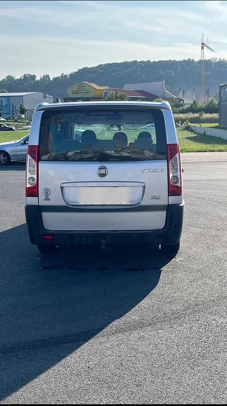 Gebraucht Fiat Scudo 120 PS (88 kW) 2008 Silber Van