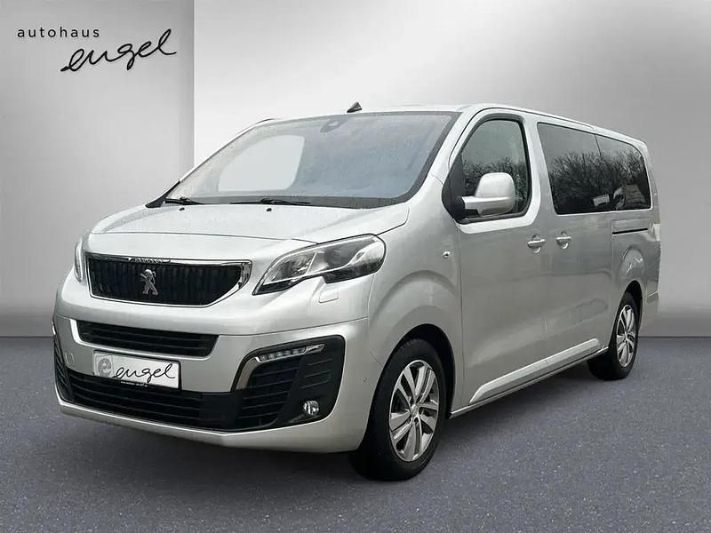 Silber metallic Gebraucht 2019 Peugeot Traveller Allure Van / Kleinbus | 31.659 € (Fairer Preis) - Bild 1/4