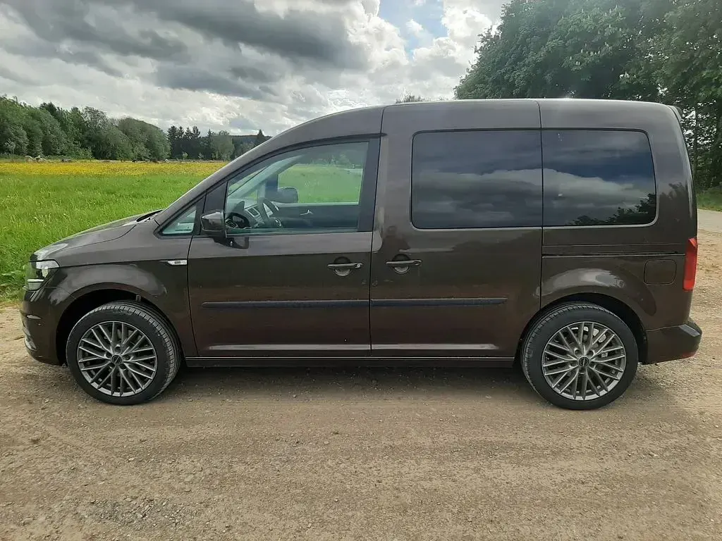 Gebraucht VW Caddy 150 PS (110 kW) 2019 Braun Van / Kleinbus
