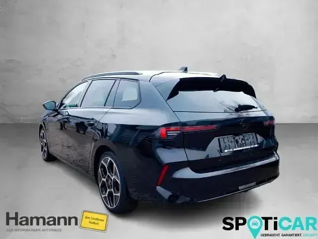 Używany Opel Astra Ultimate 131 KM (96 kW) 2025 Czarny Kombi
