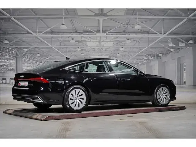 Gebraucht Audi A7 Sportback Premium 299 PS (219 kW) 2022 Brillantschwarz Kleinwagen