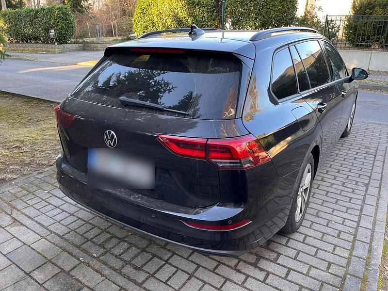 Gebraucht VW Golf VIII 150 PS (110 kW) 2022 Schwarz Kombi