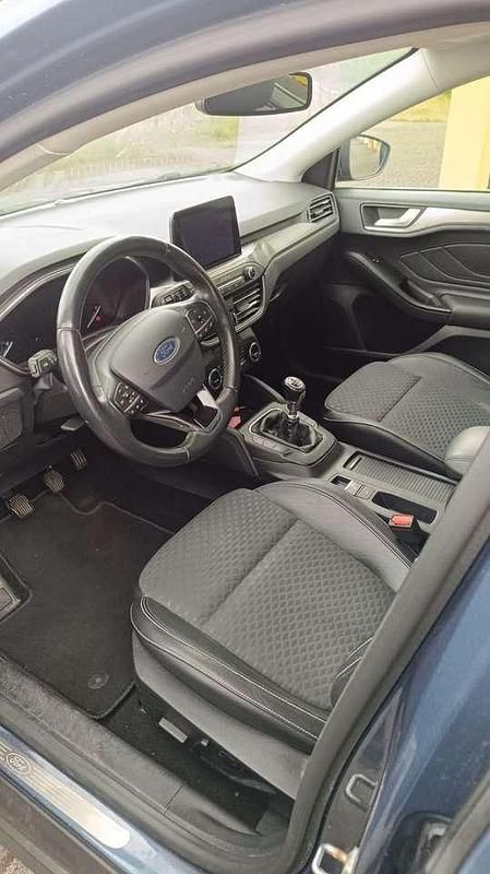 Gebraucht Ford Focus Titanium 150 PS (110 kW) 2019 Blau Kombi
