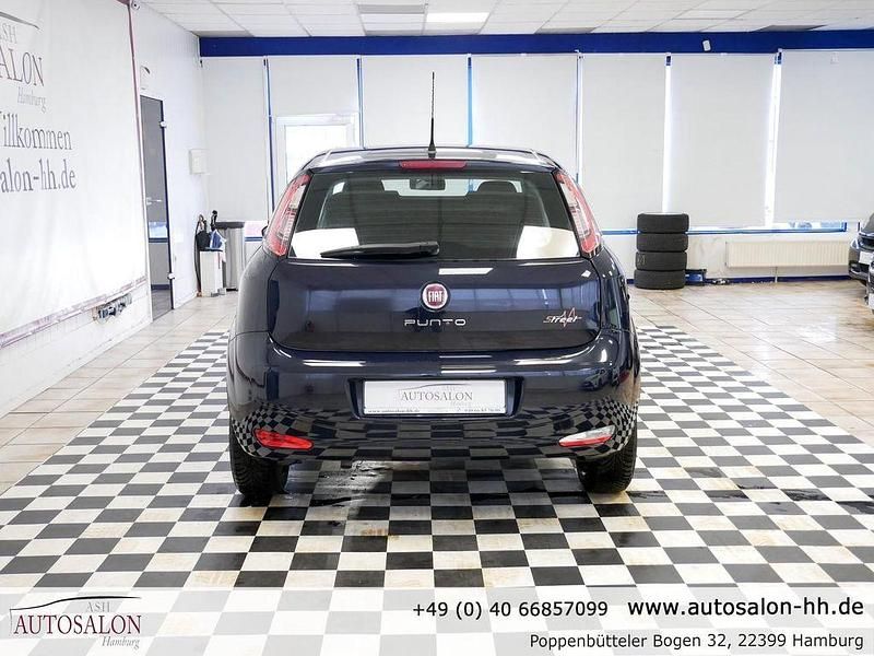 Gebraucht Fiat Punto Street 69 PS (50 kW) 2014 Blau Kleinwagen