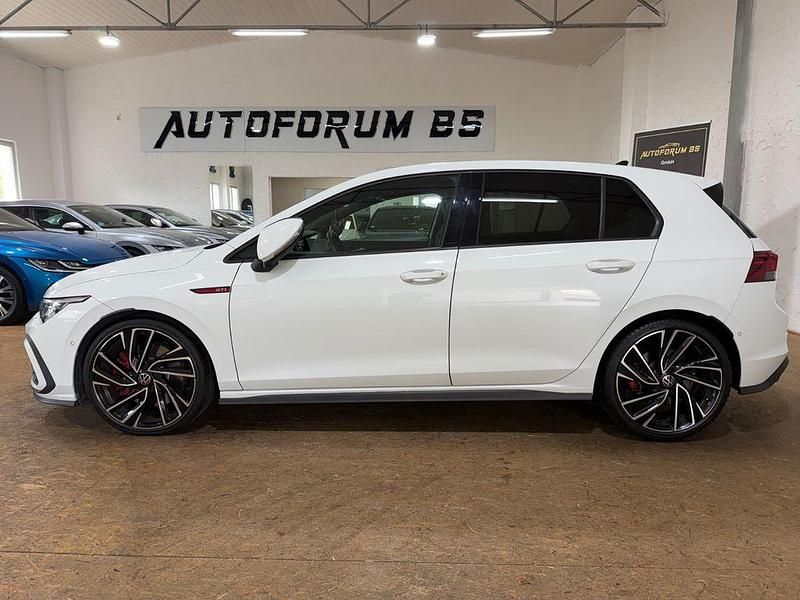 Gebraucht VW Golf VIII Sound 245 PS (180 kW) 2022 Weiß Limousine