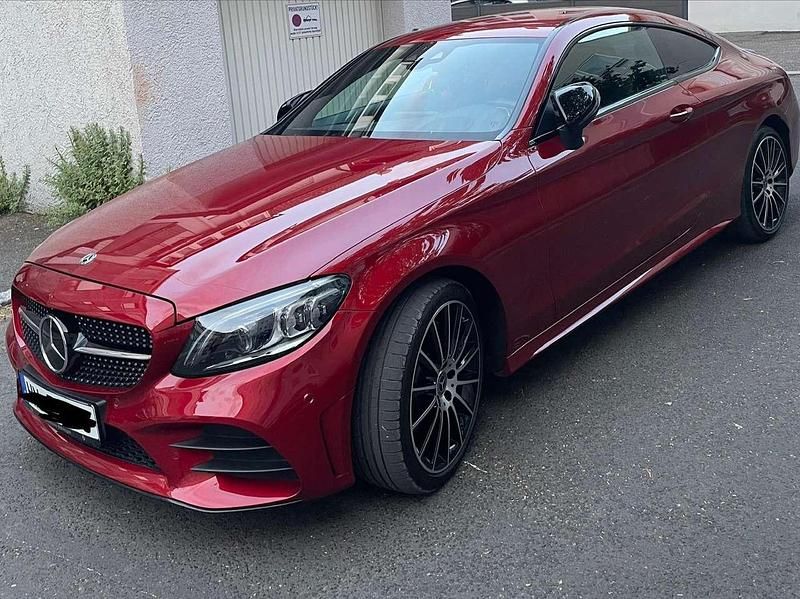 Gebraucht Mercedes C300 AMG line 245 PS (180 kW) 2019 Coupé
