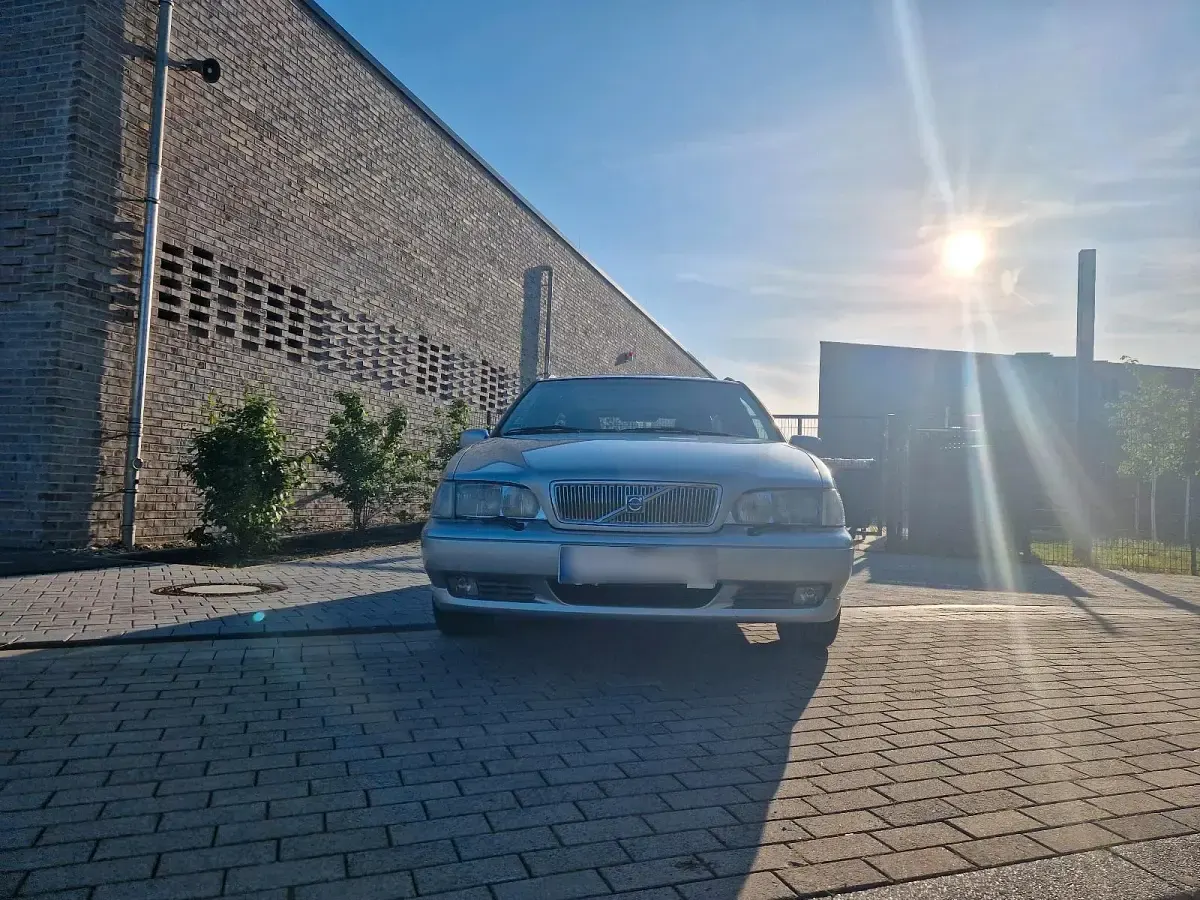 Używany Volvo V70 193 KM (141 kW) 1999 Szary Kombi