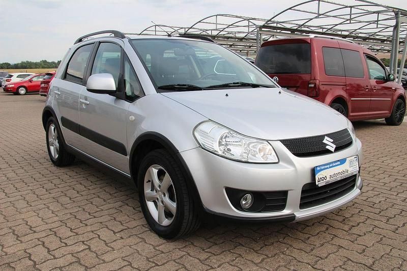 Gebraucht Suzuki SX4 Comfort 107 PS (78 kW) 2009 Silber SUV