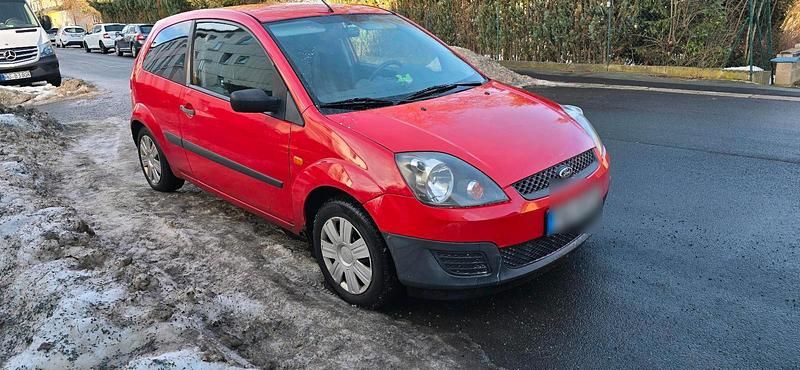 Gebraucht 2006 Ford Fiesta Kleinwagen | 650 € (Superpreis) - Bild 1/4