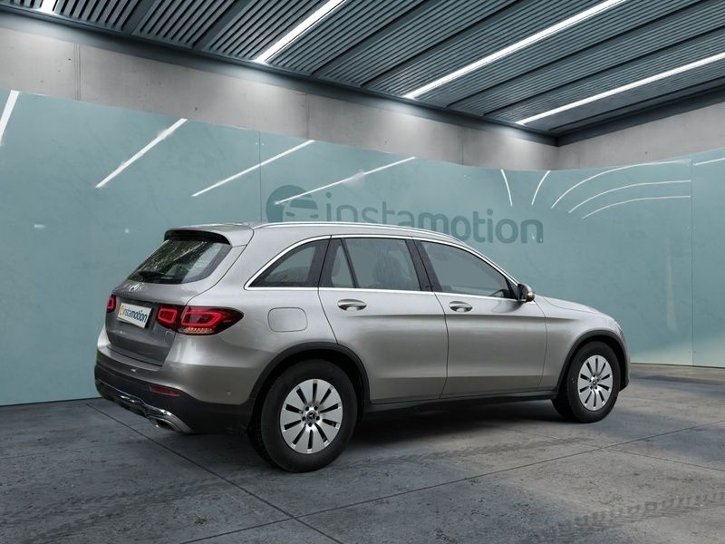 Gebraucht Mercedes GLC220 194 PS (142 kW) 2021 Silber SUV