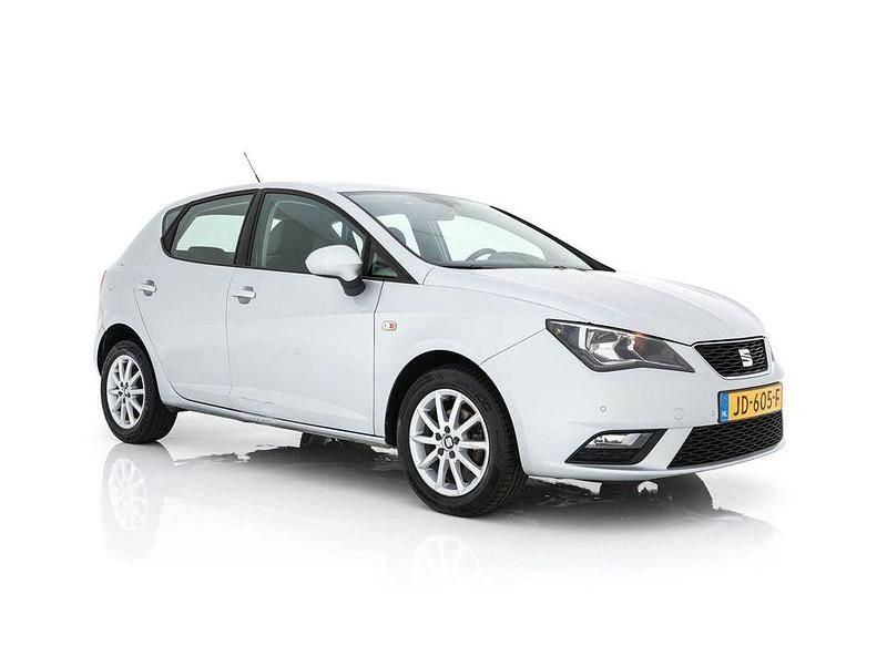 Gebraucht Seat Ibiza Comfort 97 PS (71 kW) 2015 Grau Limousine
