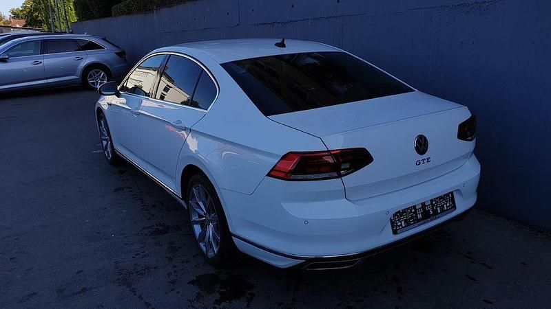 Gebraucht VW Passat GTE 218 PS (160 kW) 2021 Weiß Limousine
