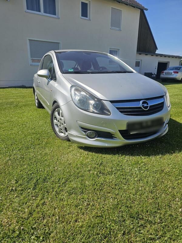 Silber Gebraucht 2007 Opel Corsa Kleinwagen | 2.500 € (Fairer Preis) - Bild 1/4