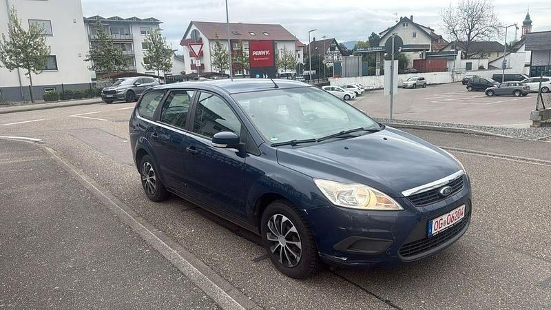 Second-hand Ford Focus Style 90 CP (66 kW) 2008 Albastru Berlinǎ
