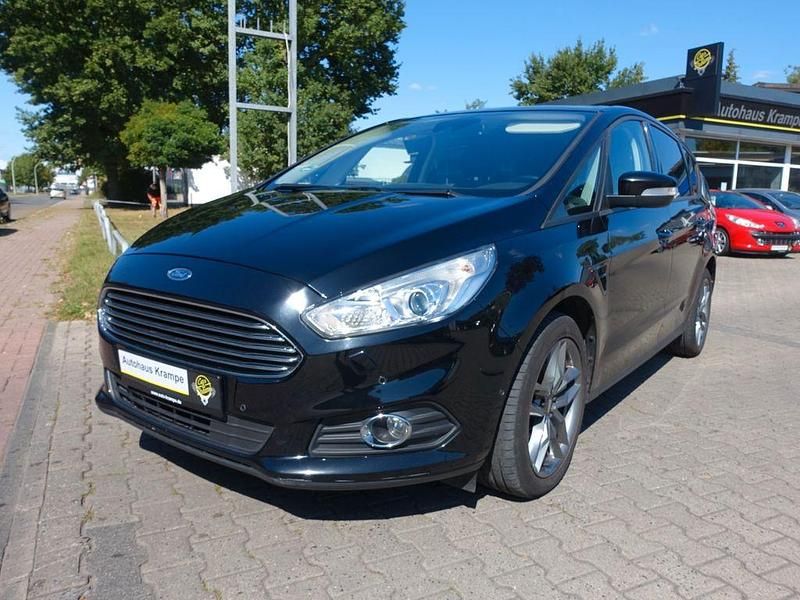 Schwarz Gebraucht 2017 Ford S-MAX Trend Van / Kleinbus | 14.980 € (Guter Preis) - Bild 1/4