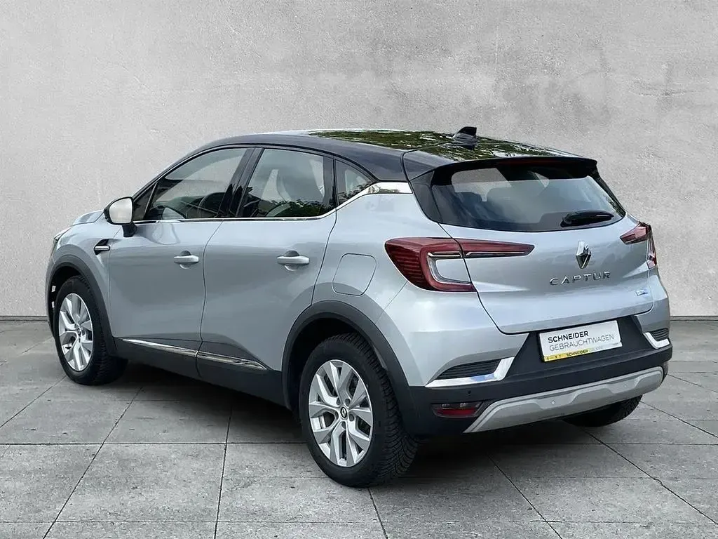 Gebraucht Renault Captur Intens 158 PS (116 kW) 2022 Grau SUV