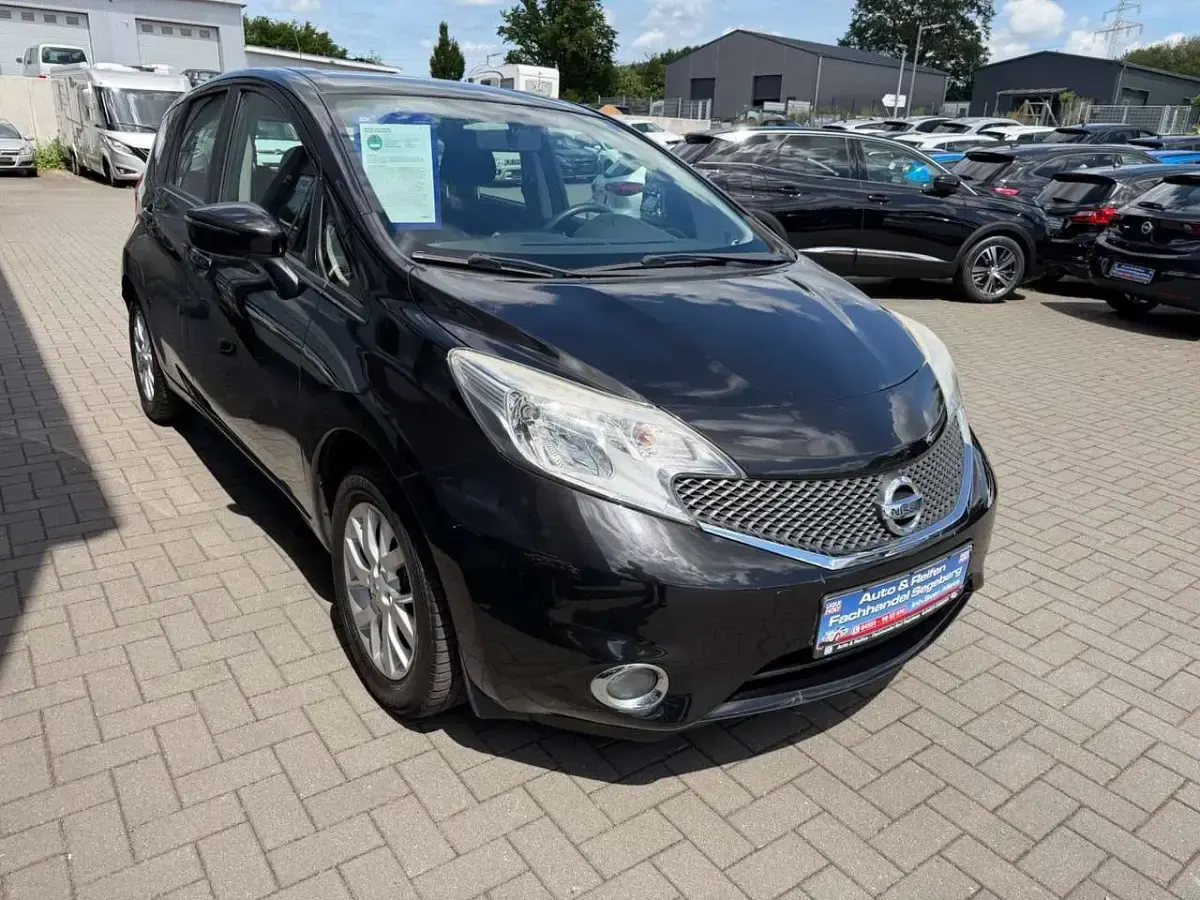 Gebraucht Nissan Note Acenta 80 PS (58 kW) 2014 Schwarz Kleinwagen