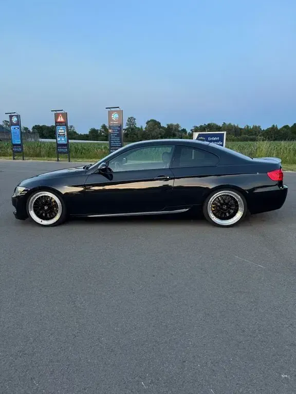 Gebraucht BMW 335 M Performance 306 PS (225 kW) 2010 Schwarz Coupé