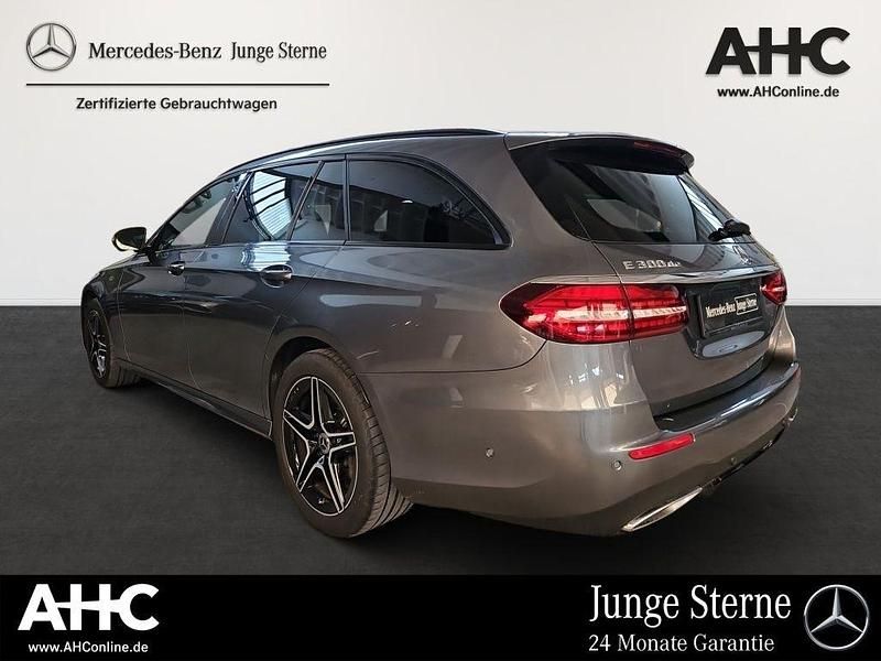 Gebraucht Mercedes E300 AMG 194 PS (142 kW) 2022 Grau Limousine